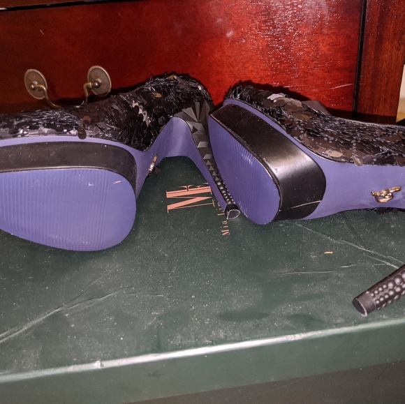 Racheal Roy sequin shoes - Picture 3 of 4